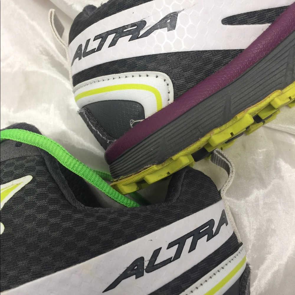 Altra Shoes - Picture 6 of 13